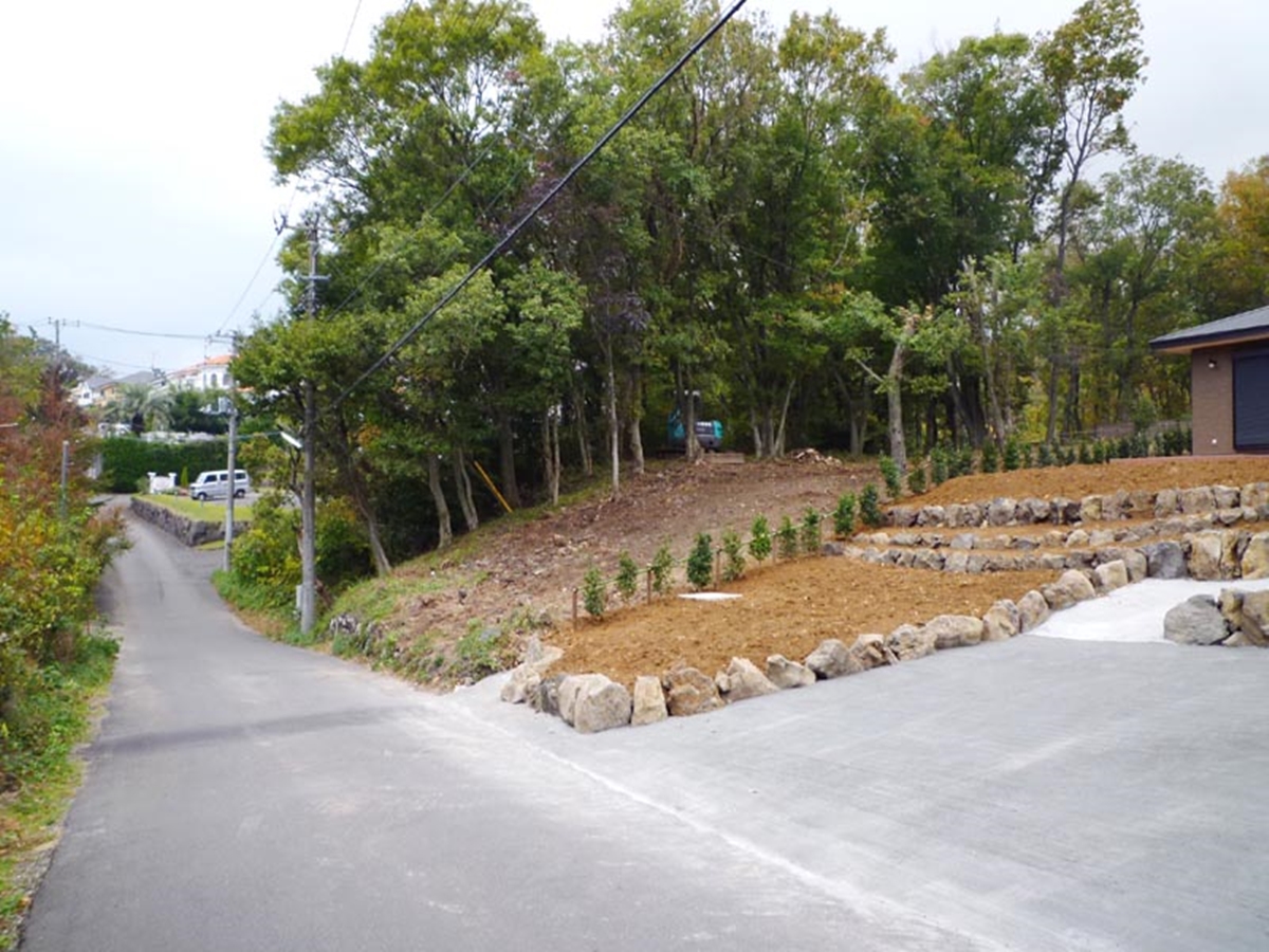 伊豆高原 東興別荘地 閑静住宅地 周囲永住者